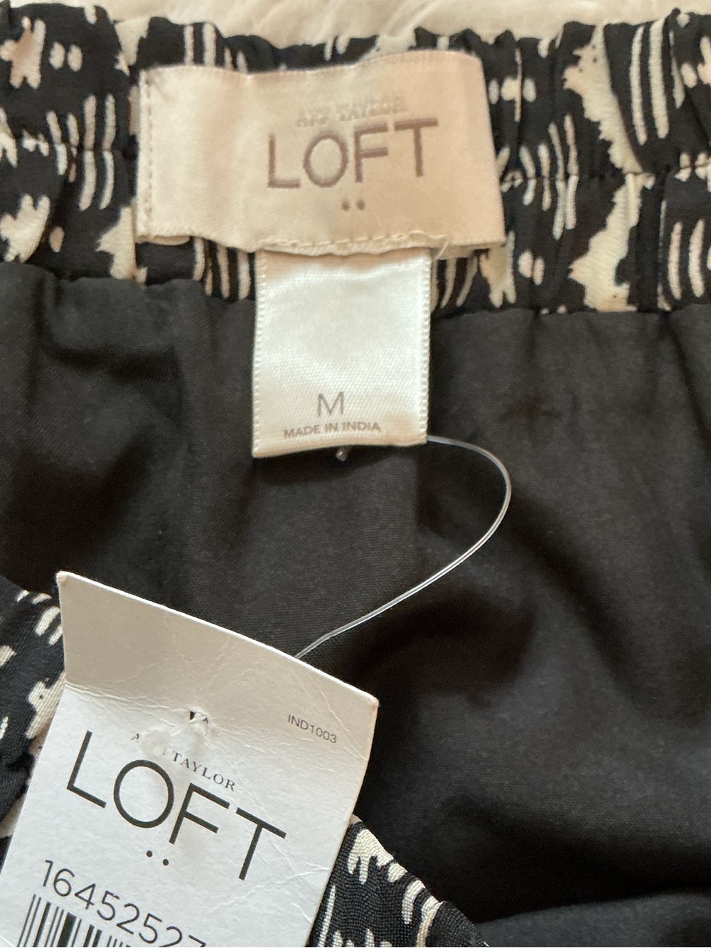 LOFT Black White Geometric Print Mini Skirt Elastic Waist Pull-On Size M NWT - Picture 5 of 14